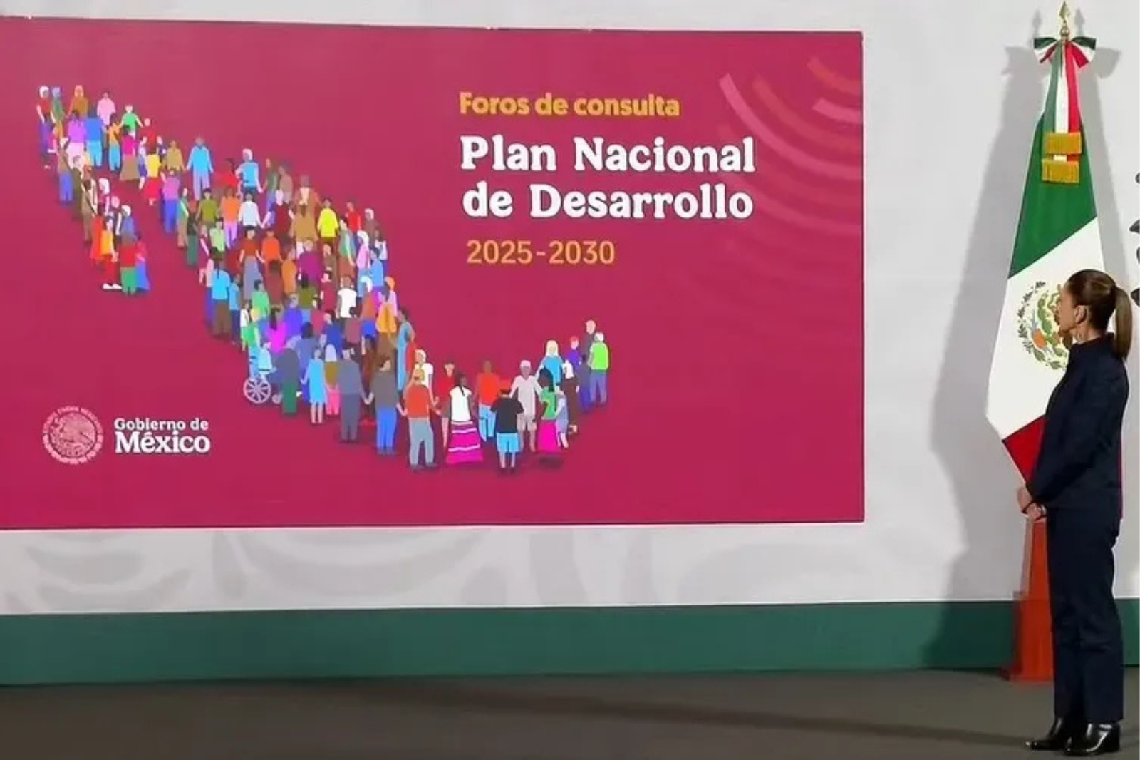 La presidenta, Claudia Sheinbaum Pardo, precisó que una vez que concluyan los foros, iniciarán con la revisión de propuestas.