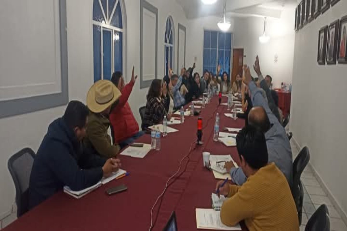 Municipios de región Tulancingo omiten transmitir sesiones de cabildo   