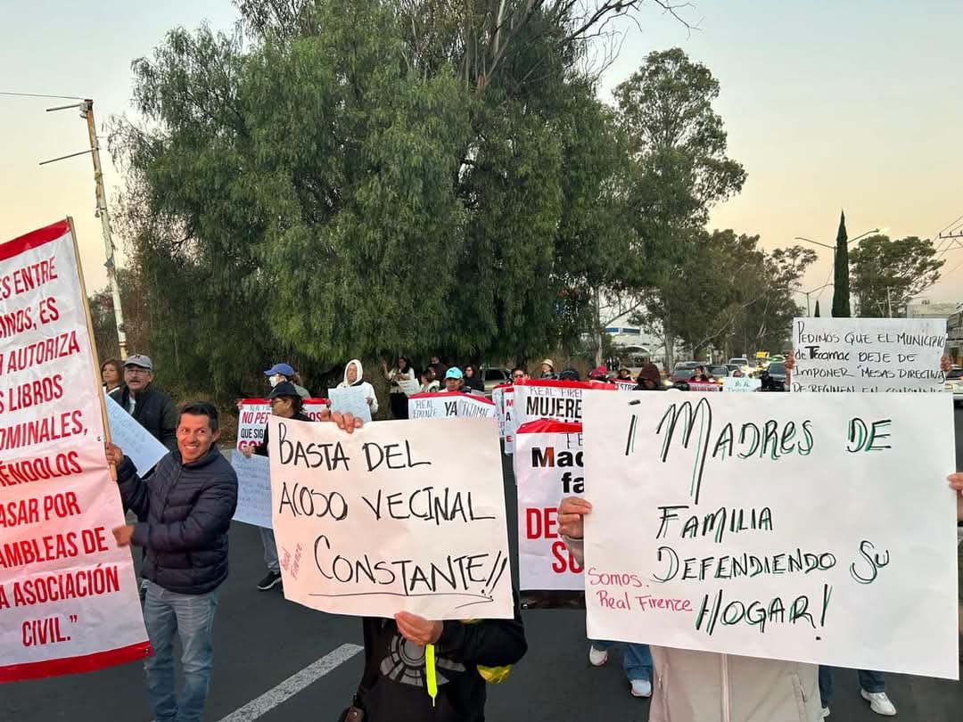 Bloqueo México-Pachuca hoy: vecinos de Tecámac marchan a caseta de Ojo de Agua