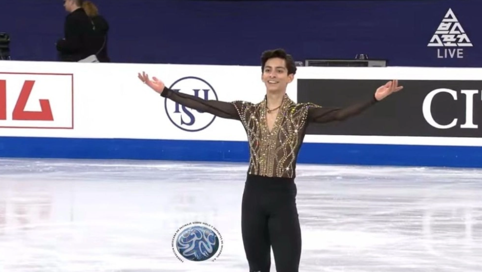 Donovan Carrillo, entre los 13 mejores en torneo de los Cuatro Continentes