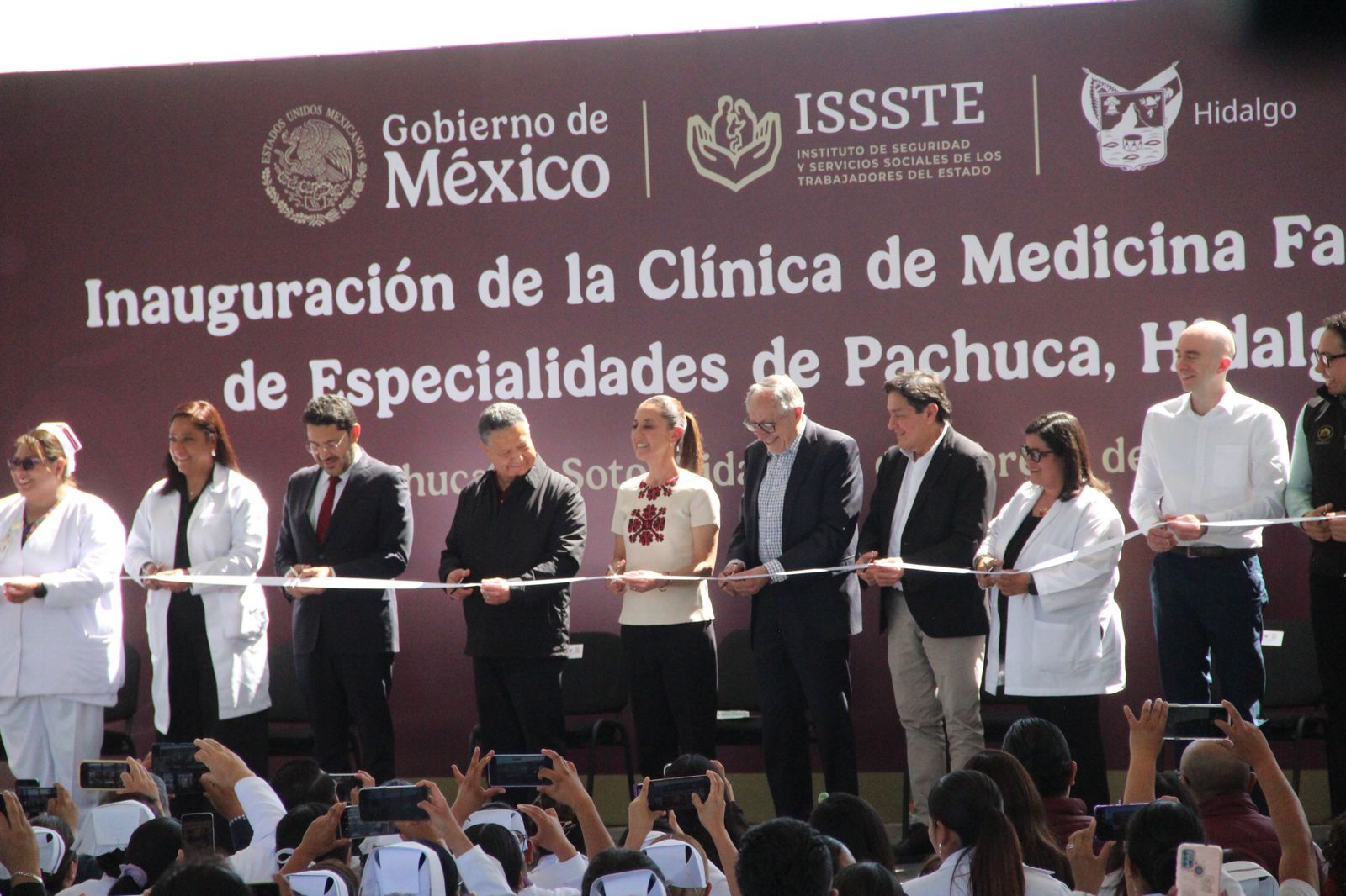 Claudia Sheinbaum inaugura nueva clínica del ISSSTE en Pachuca