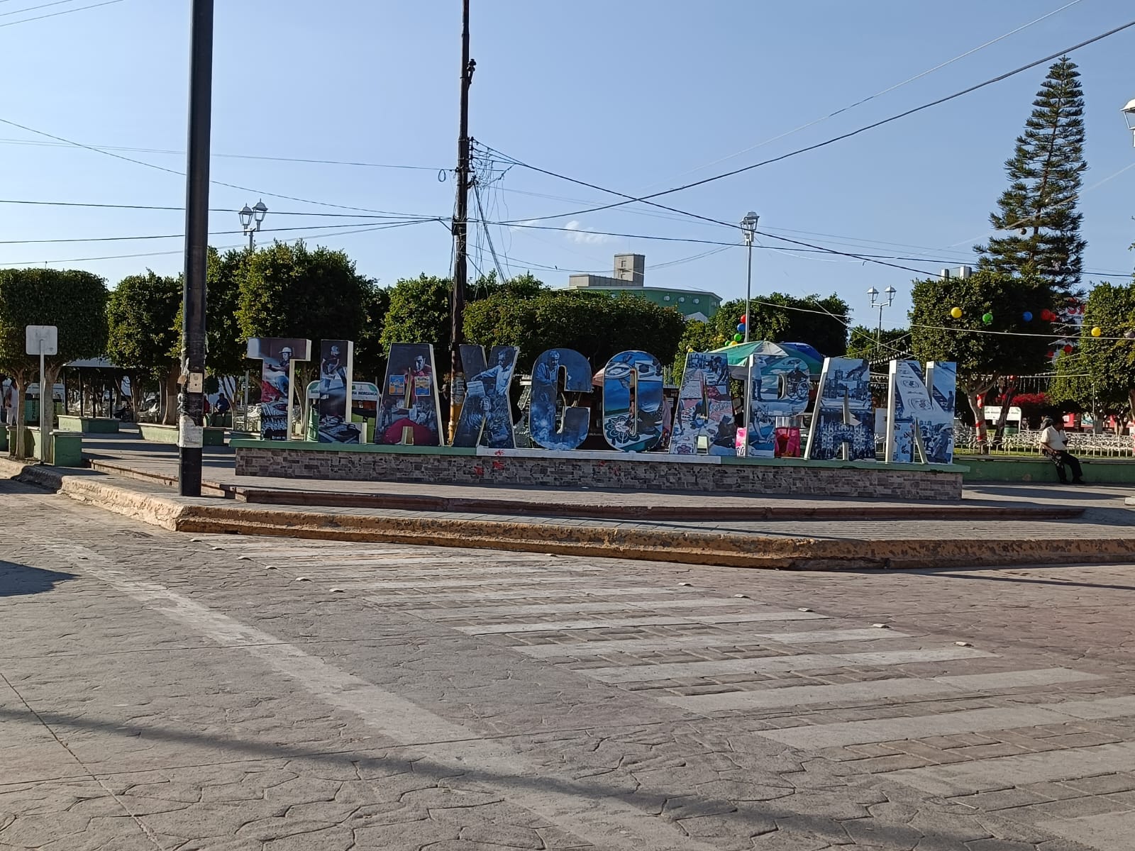 Tlaxcoapan: sindicato municipal pide aumento de sueldo, vales, bonos y comedores comunitarios