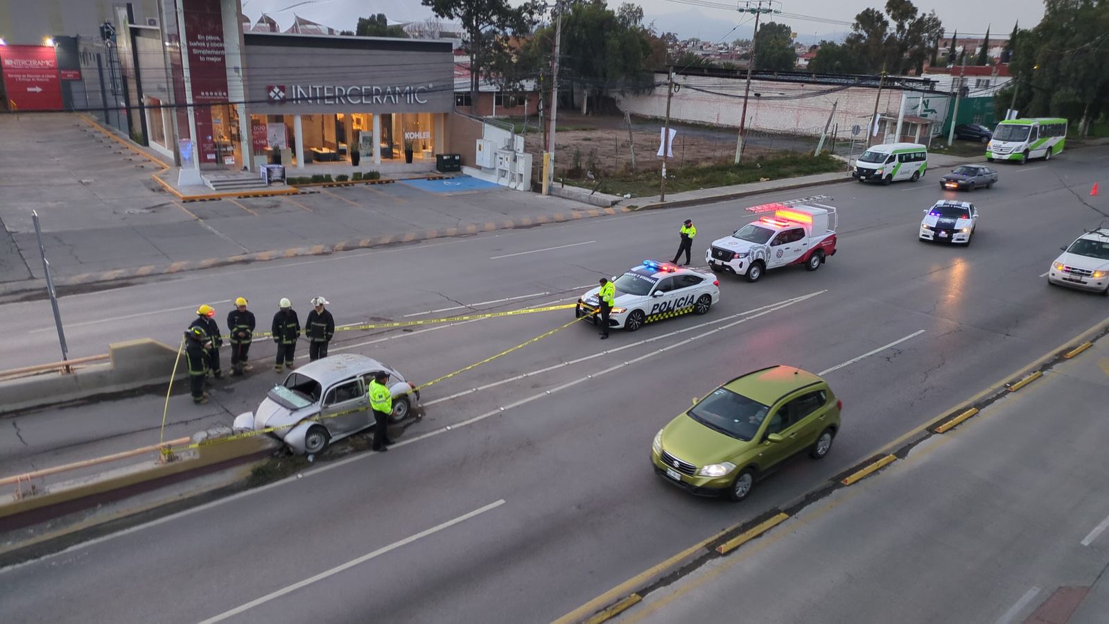 Pachuca: fuerte accidente sobre el bulevar Felipe Ángeles deja un fallecido