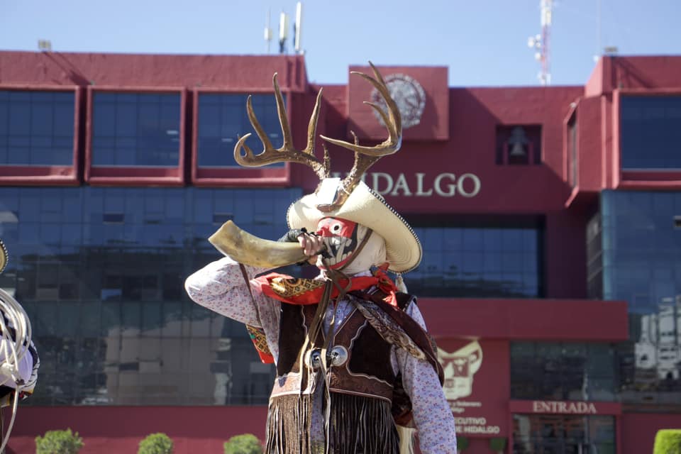 Hidalgo celebra su cultura con arte en movimiento: ¡descubre la exposición en el Tuzobús!