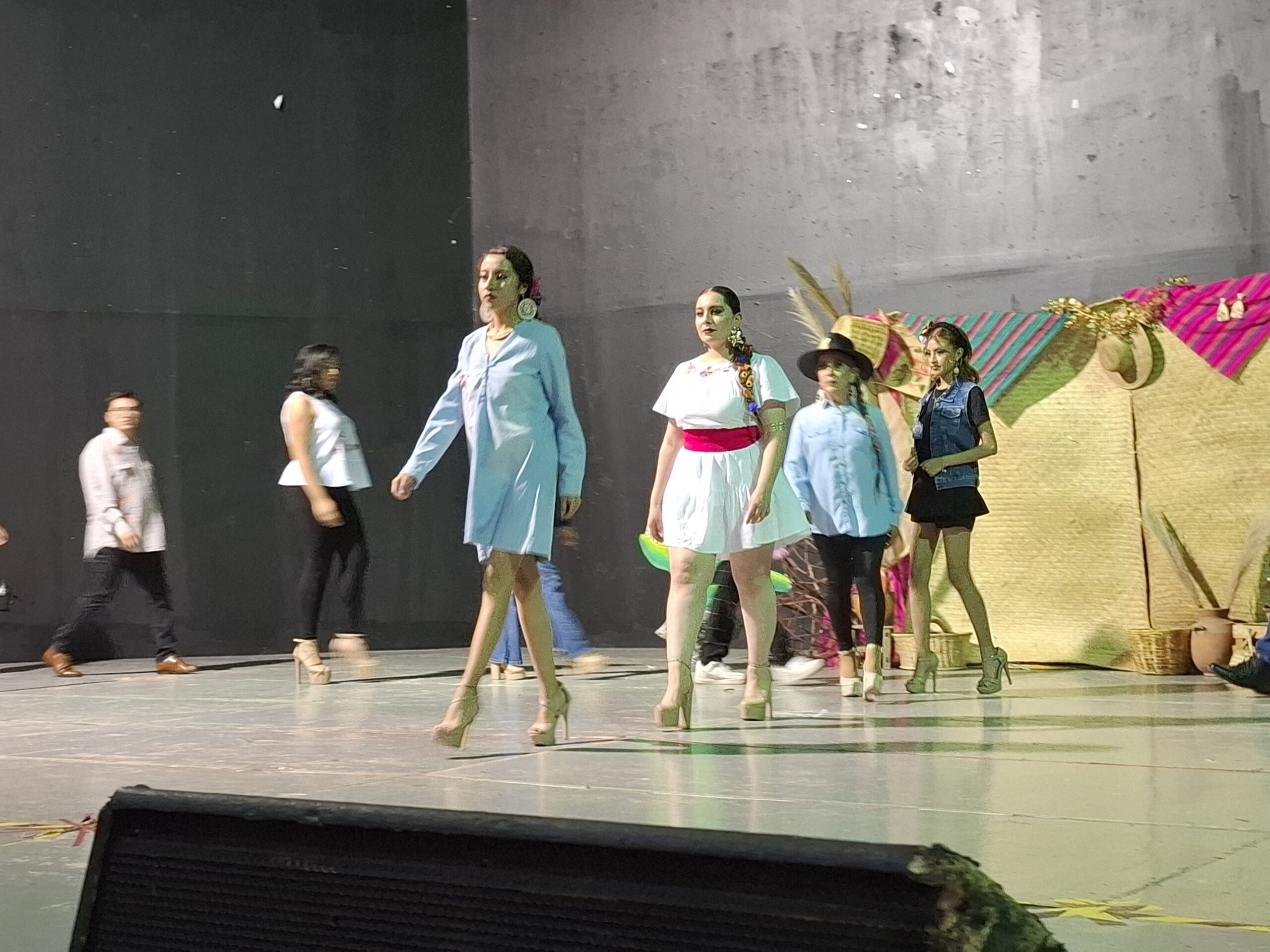 Esencia Ancestral: pasarela que enaltece la cultura del Valle del Mezquital