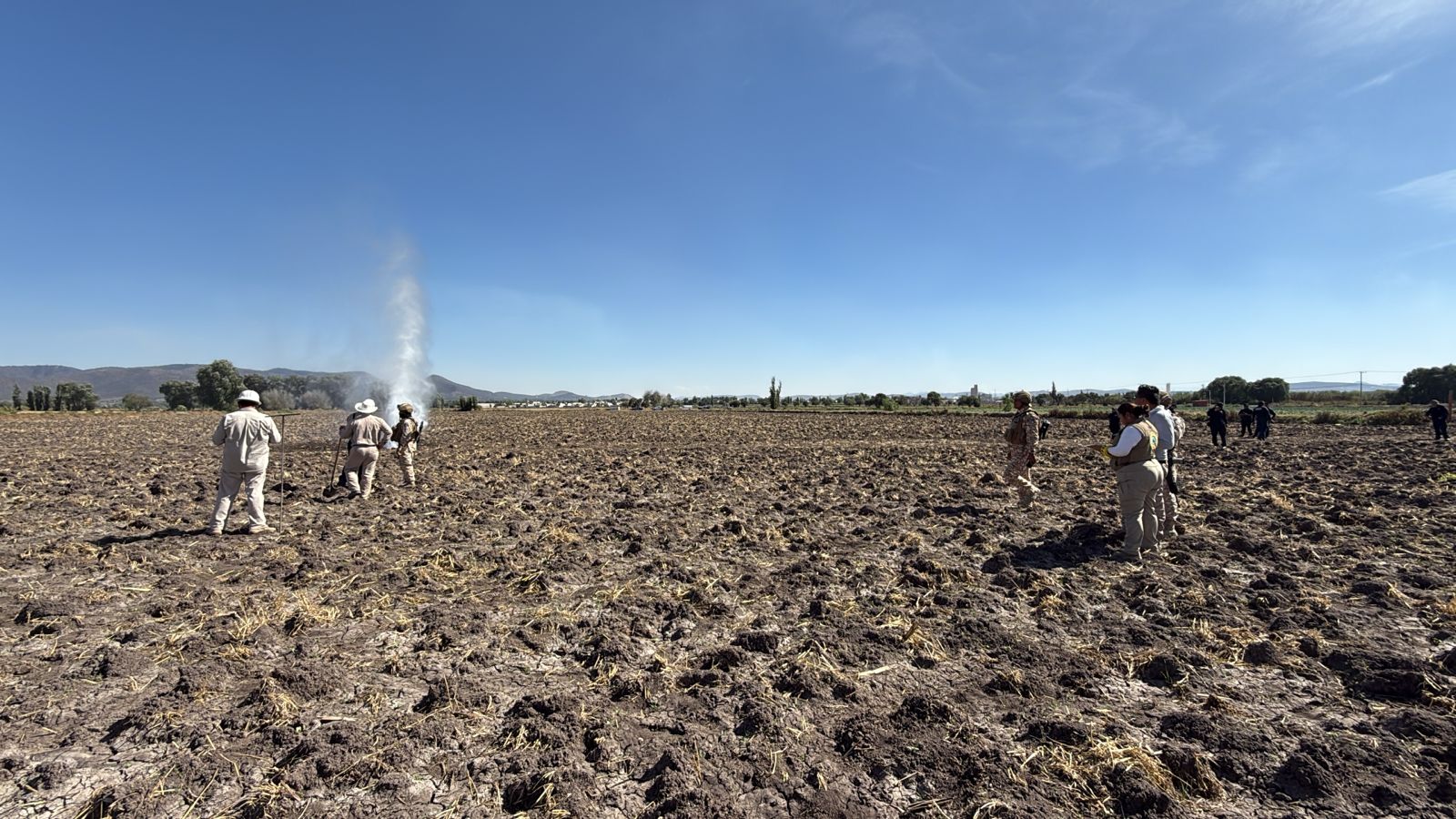 Controlan fuga de hidrocarburo en los límites entre Tlahuelilpan y Tlaxcoapan