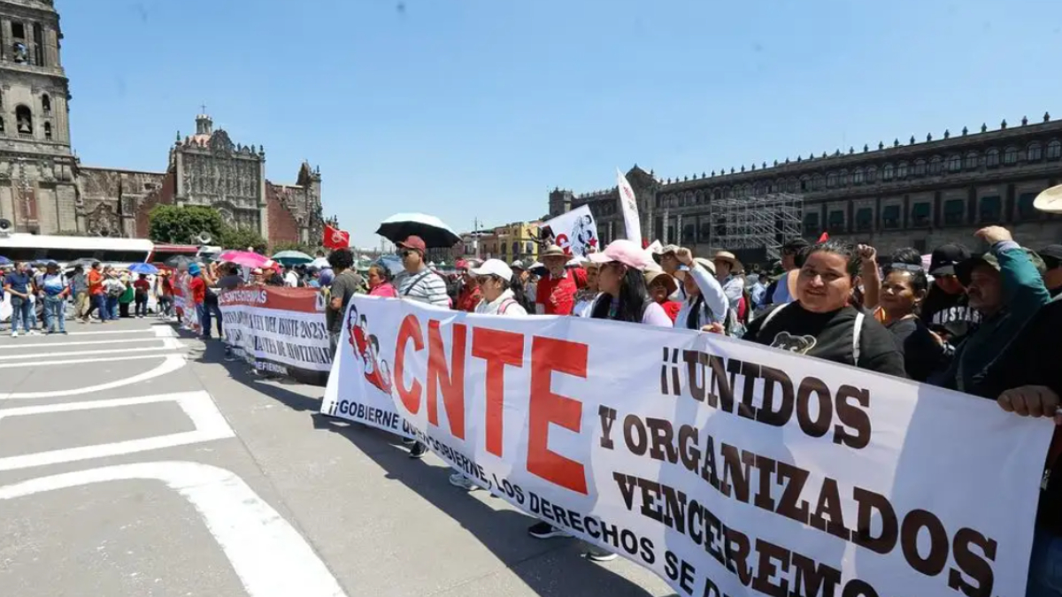 "Nuestra lucha es para apoyarlos", dijo Sheinbaum ante paro nacional de la CNTE.