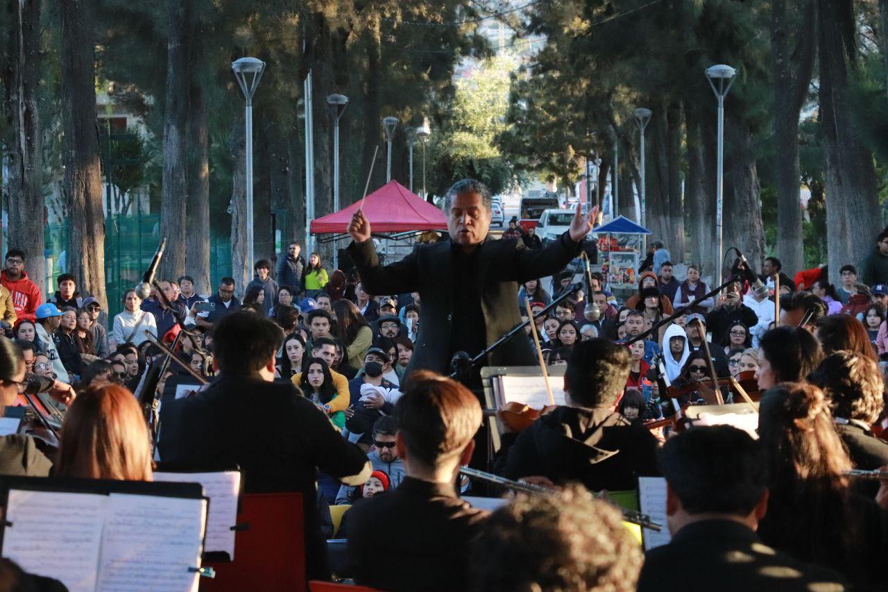 El Parque Hidalgo vibró con la “Filarmónica Estelar”