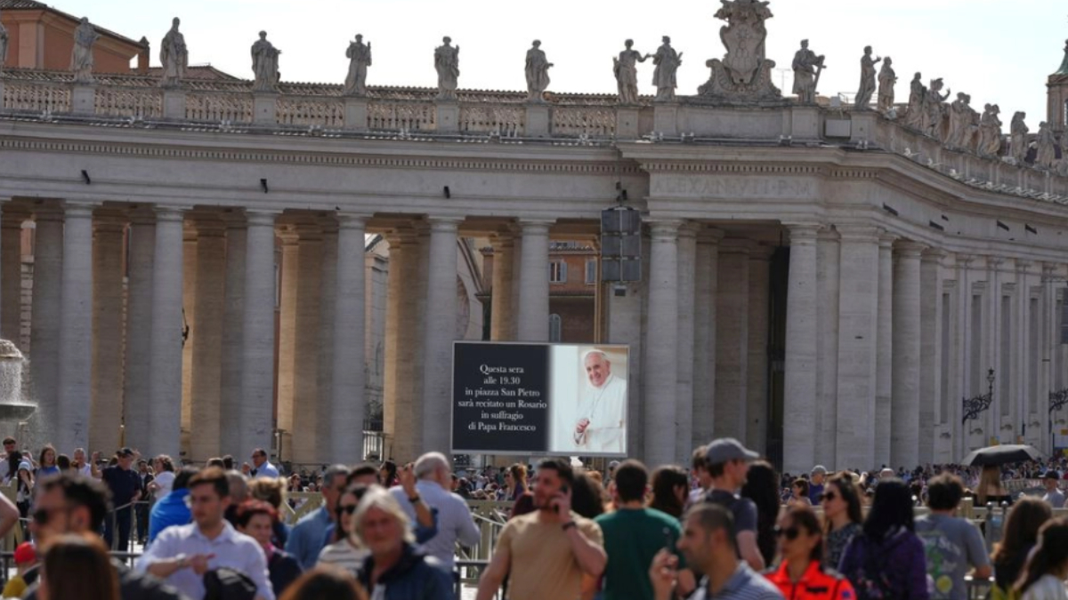 ¿Quién será el nuevo Papa? El próximo Papa será elegido por el cónclave del Colegio Cardenalicio de la Iglesia católica.