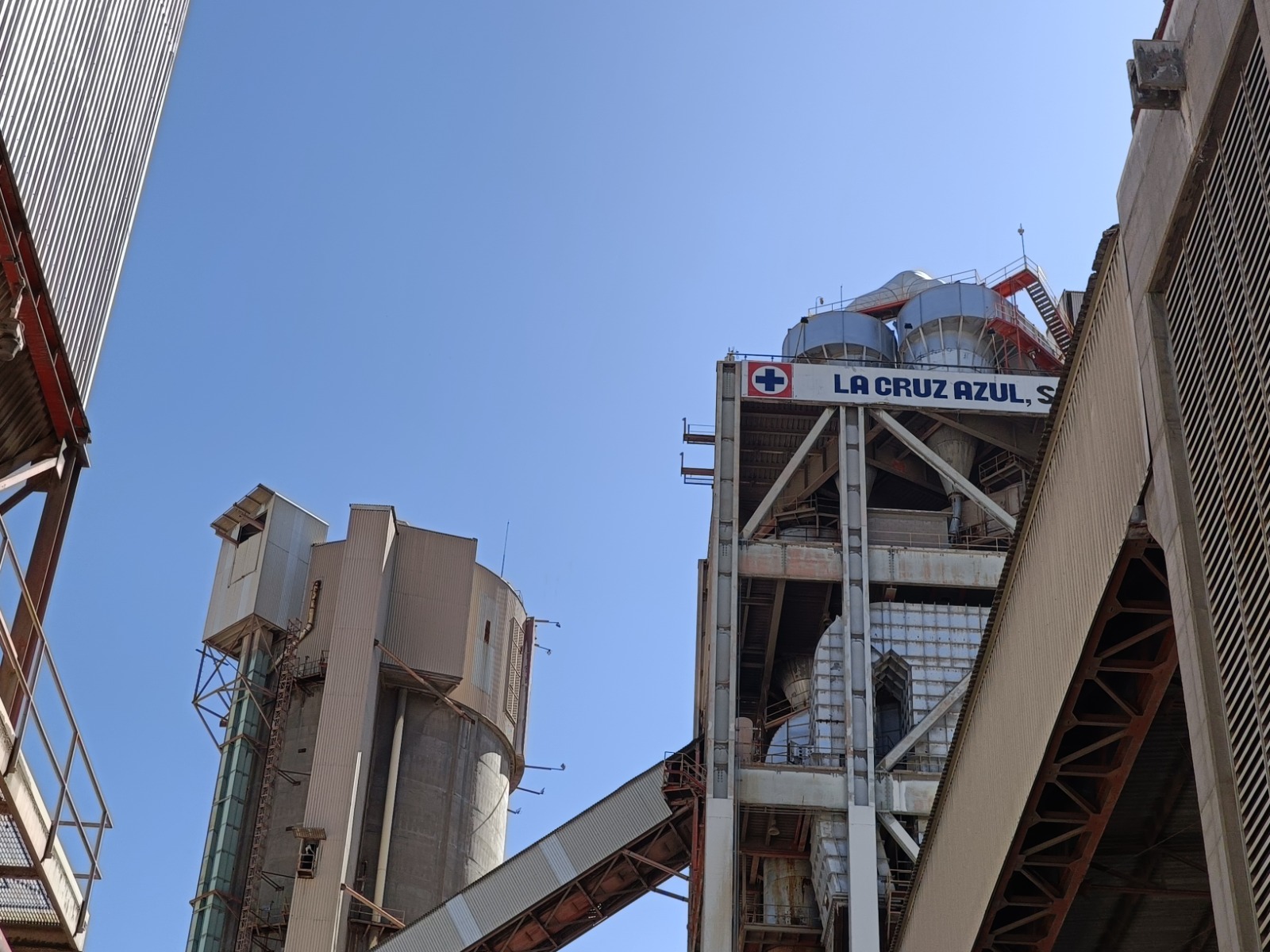 Conflicto en Cruz Azul podría destrabarse; gobierno de Hidalgo es mediador: Menchaca