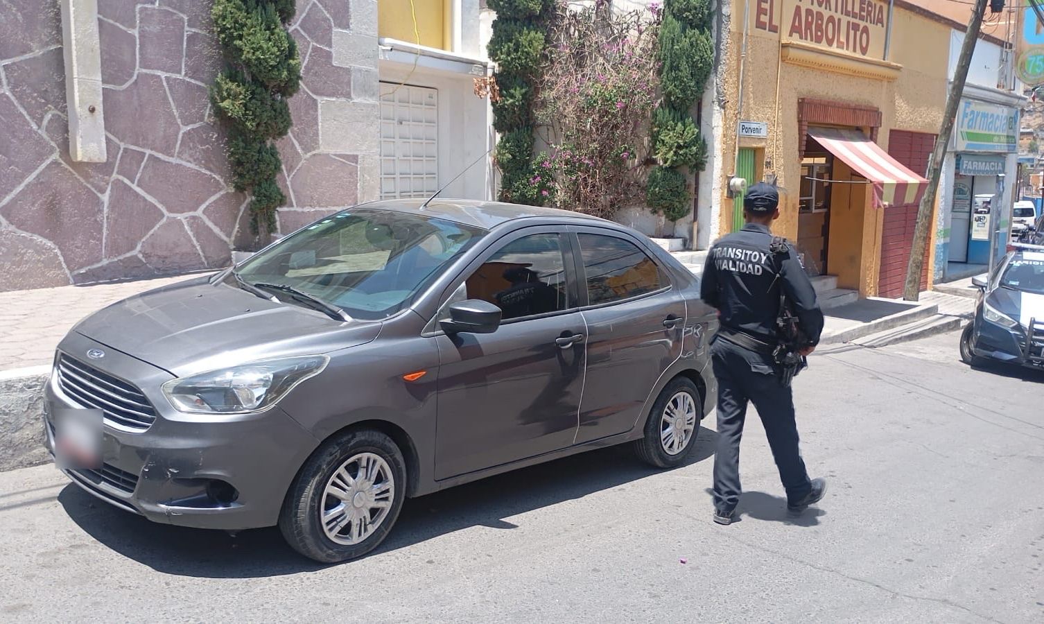 Pachuca: recuperan auto robado tras denuncia ciudadana