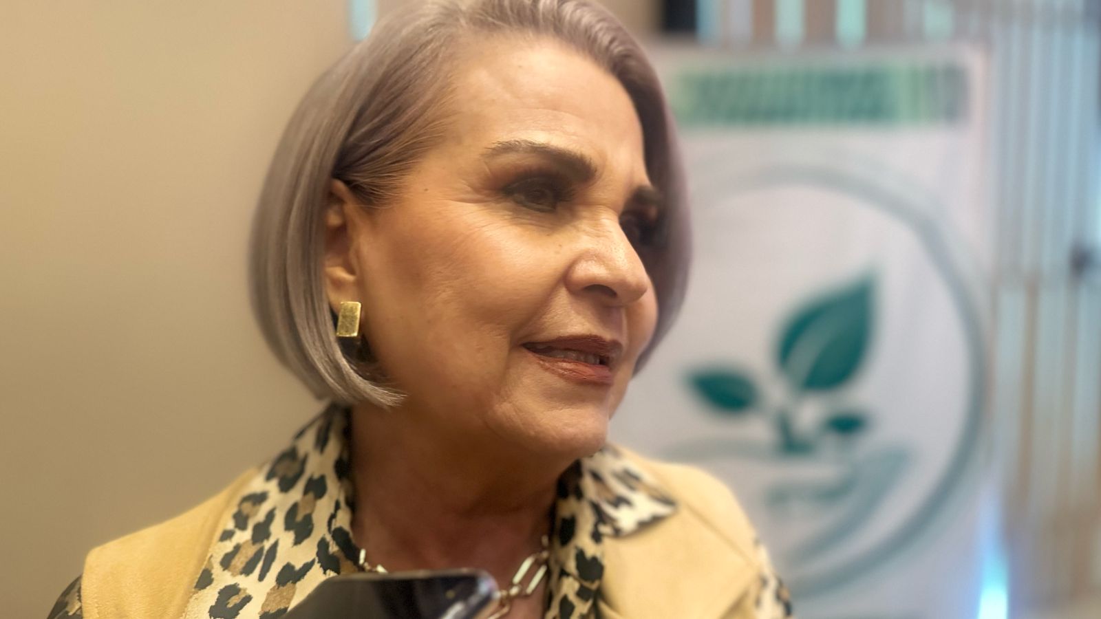 Rebeca Aladro se deslinda de proselitismo y asegura actuar con transparencia