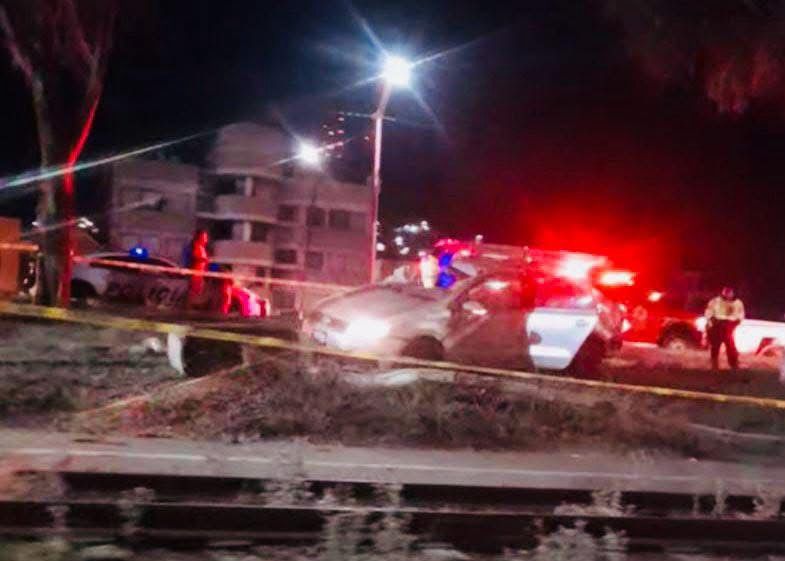 Tres jóvenes mueren tras fuerte choque en el Río de las Avenidas
