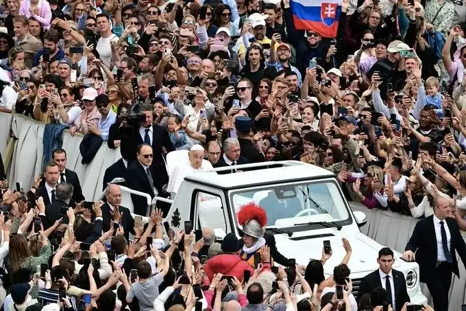 Murió el Papa Francisco a los 88 años