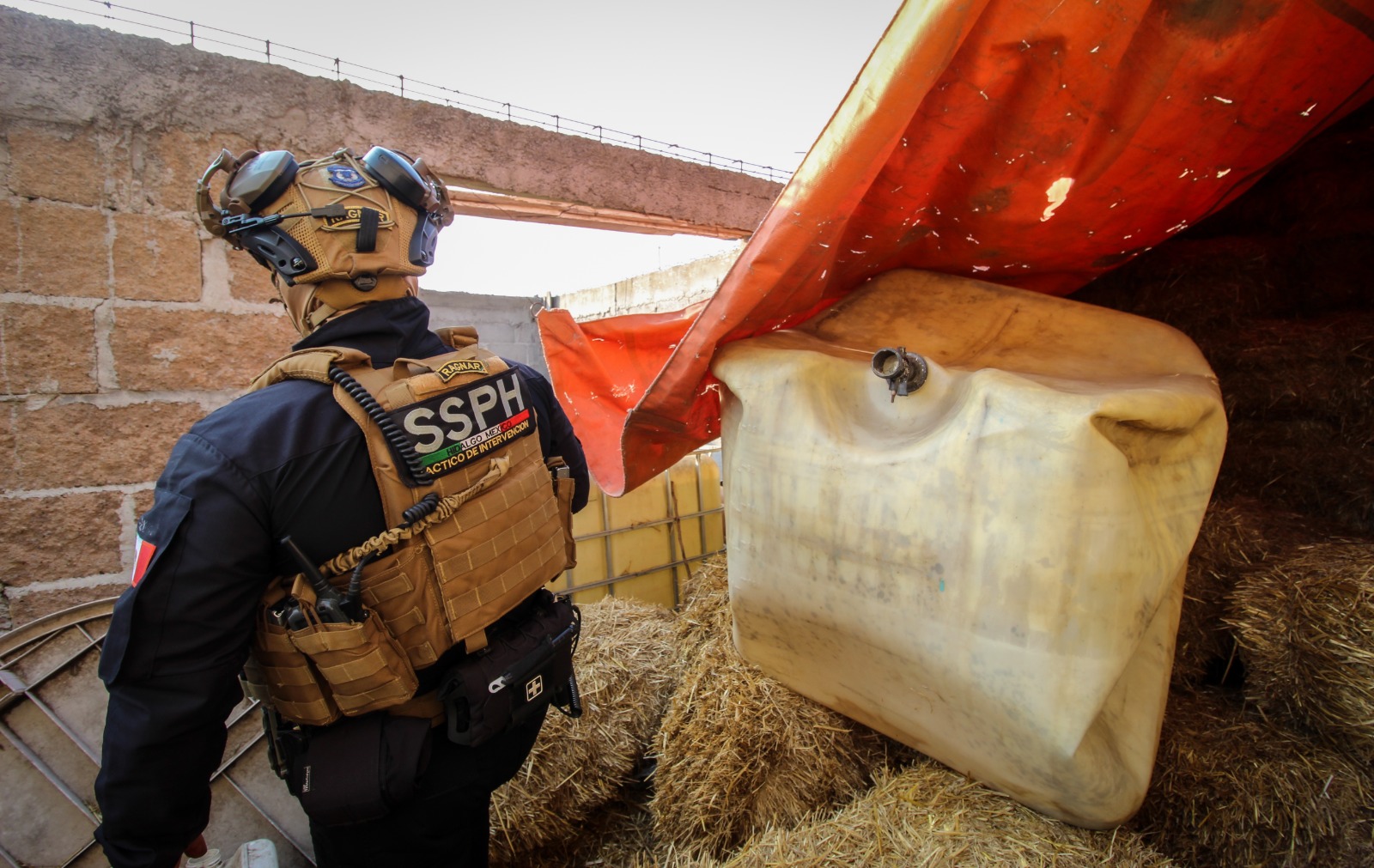 Golpe al robo de combustible en Hidalgo: decomisan más de 34 mil litros de huachicol en Tepeapulco