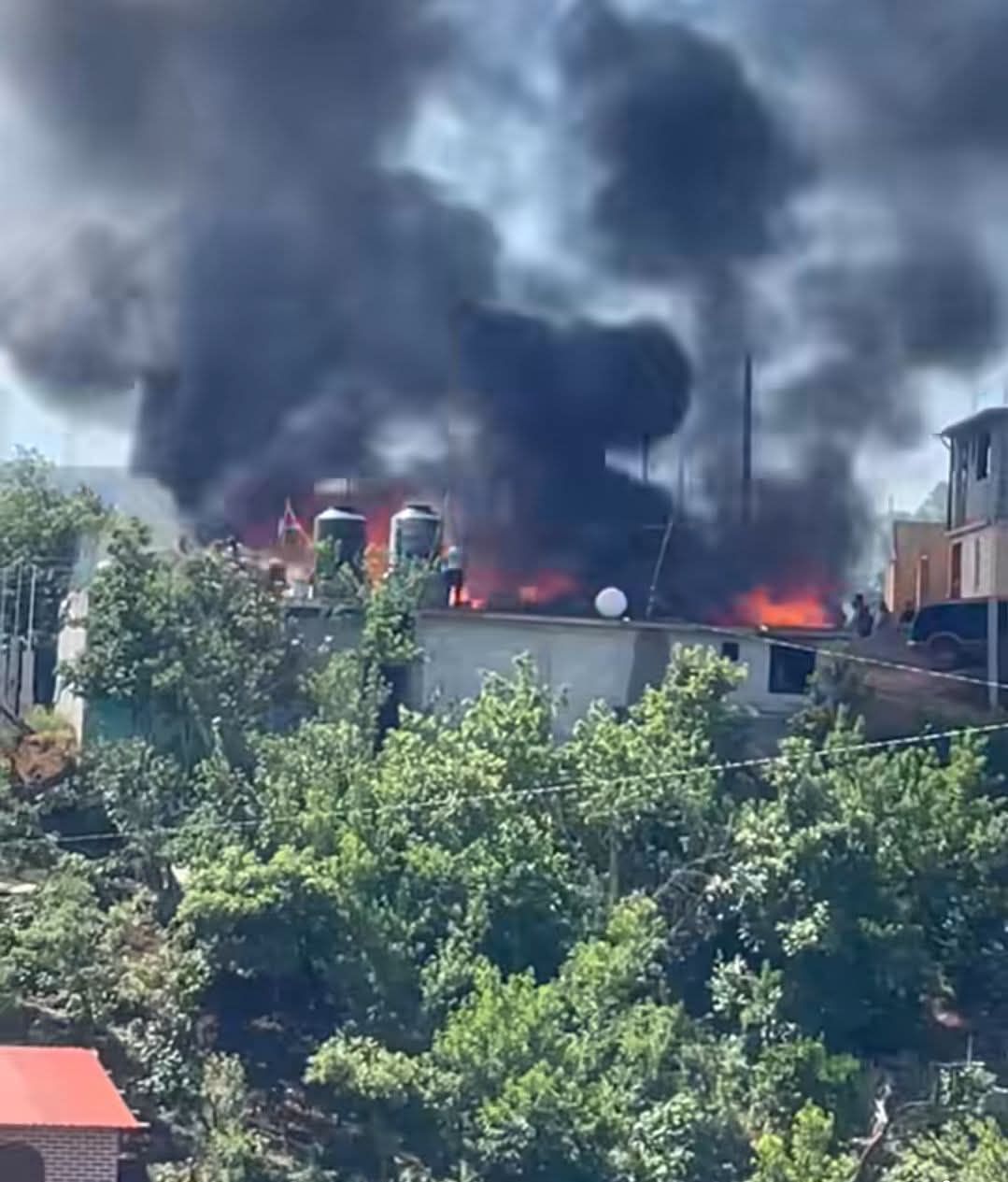 Incendio en vivienda de Acaxochitlán