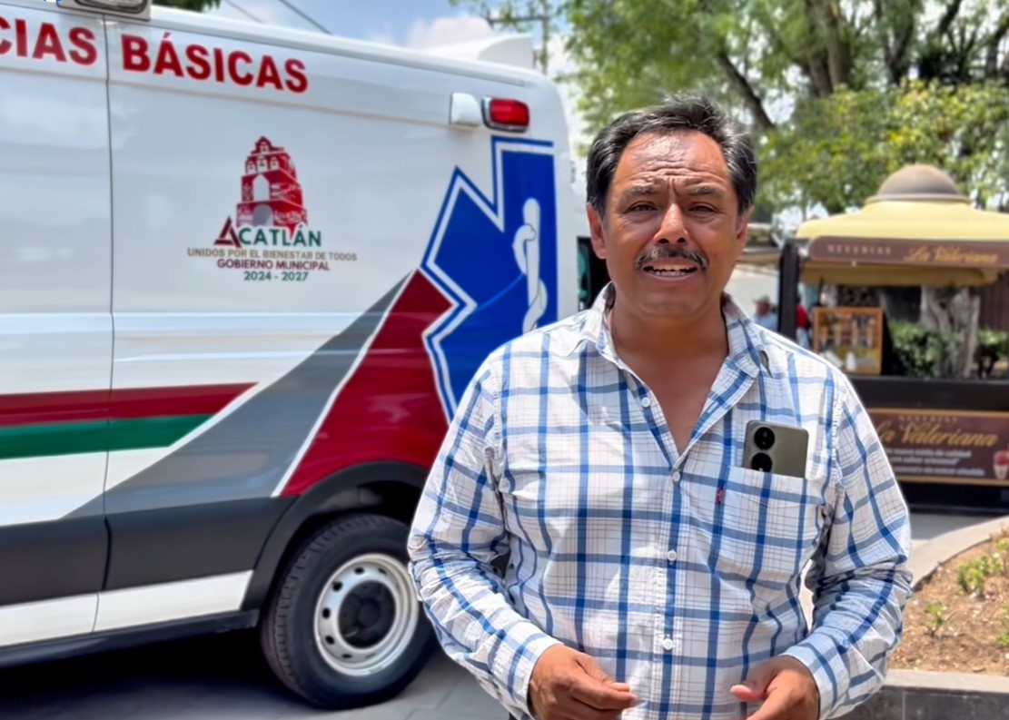Edil de Acatlán destaca ahorro en laudos para comprar ambulancia