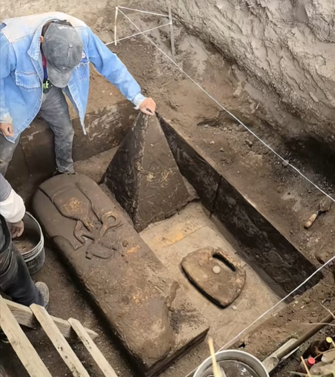 Viralizan falsas excavaciones en Tula con supuestas piezas extraterrestres