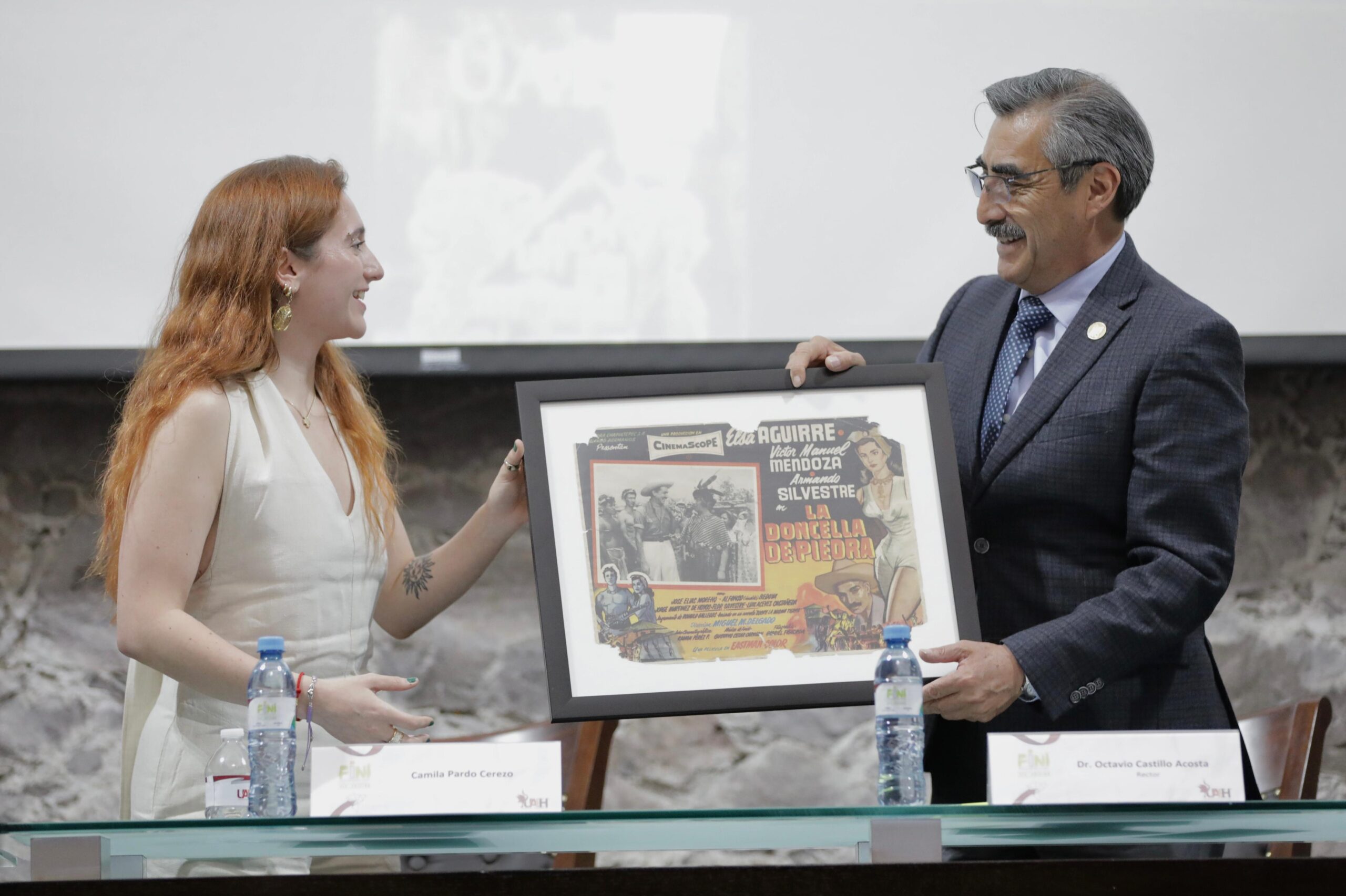 Fini 2025 cierra exitosamente con homenaje a Elsa Aguirre
