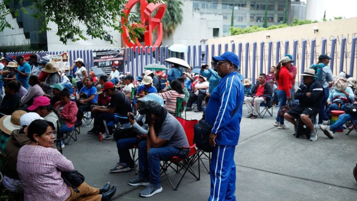 Sheinbaum dice que el “diálogo” es decisión de la CNTE