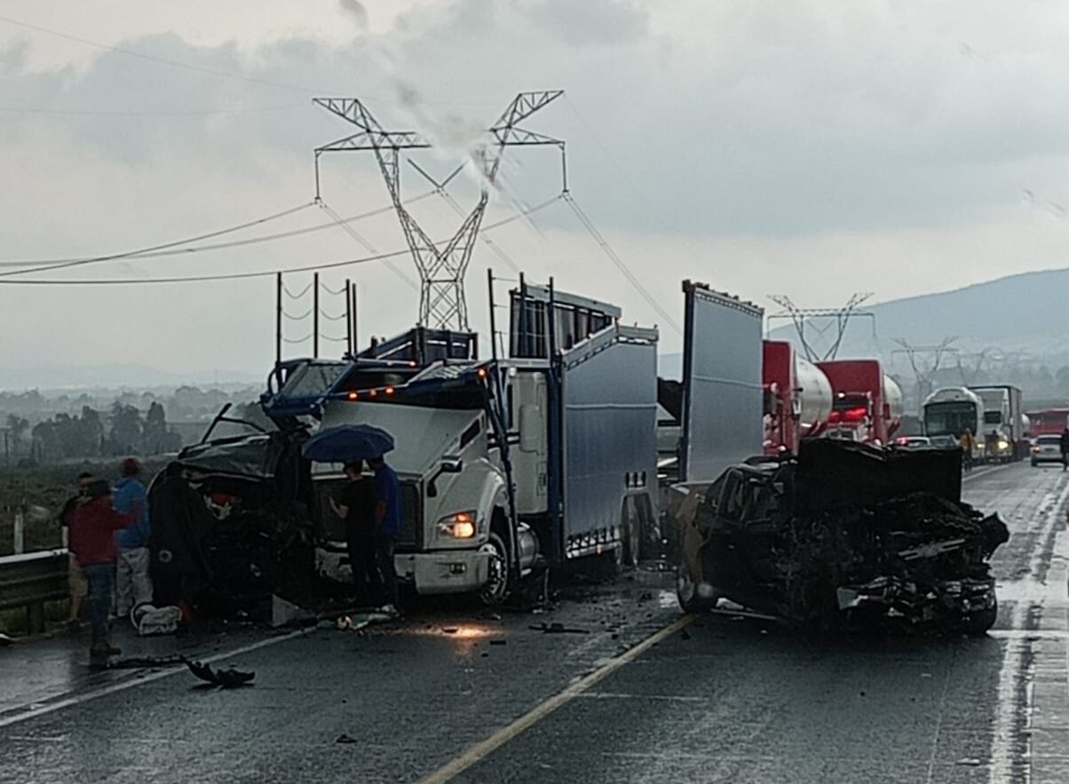 Tulancingo: carambola en la México-Tuxpan deja tres personas sin vida