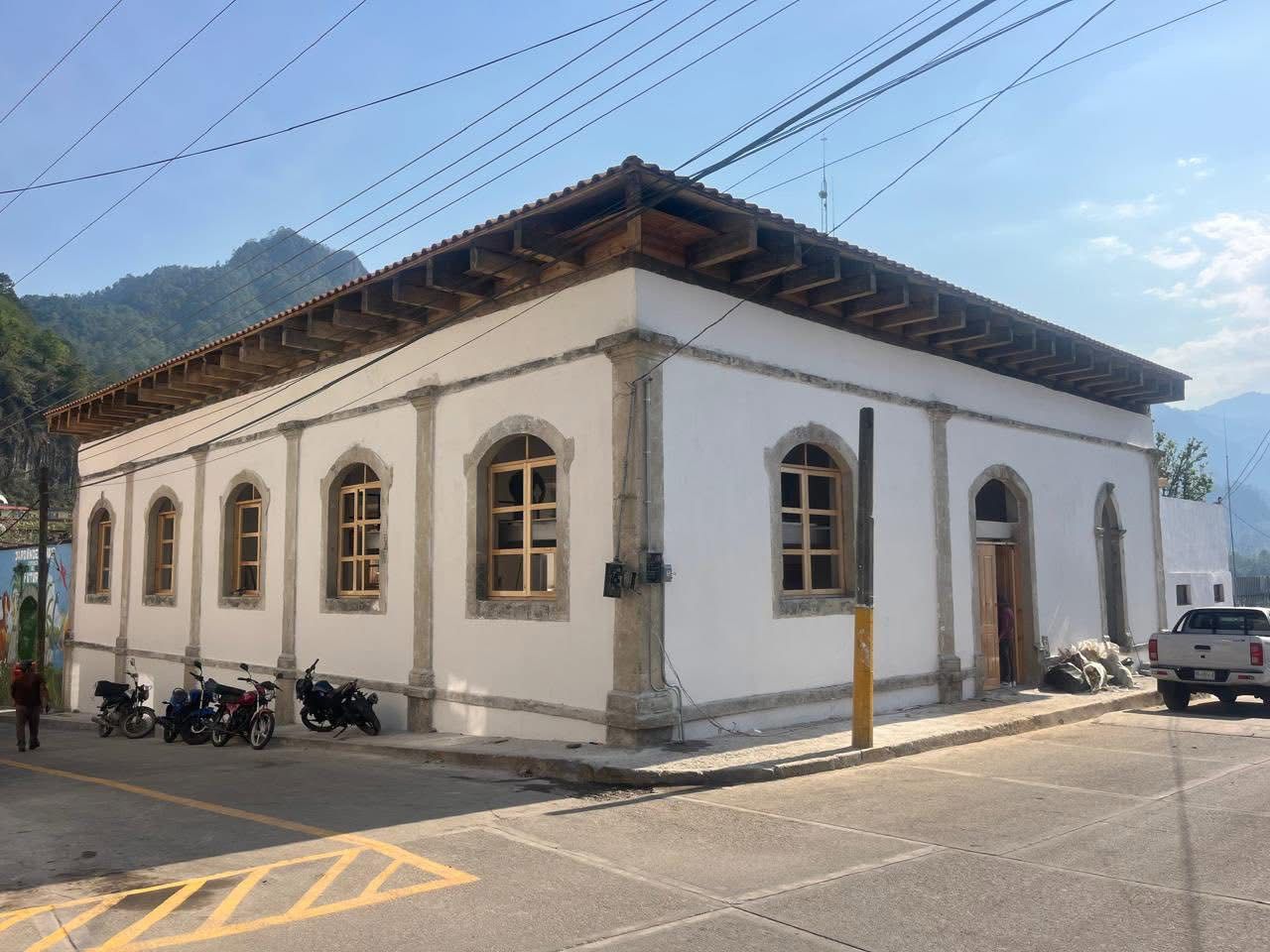 Inauguran rehabilitación del Centro Cultural Otomí-Tepehua en Tenango de Doria