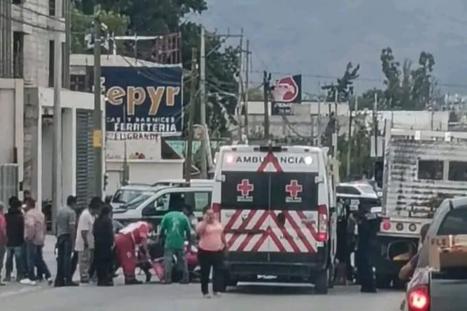 Accidente en Ixmiquilpan deja un motociclista lesionado