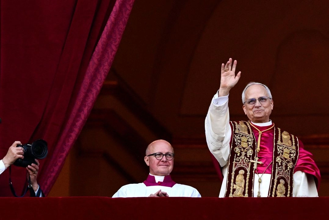 Sheinbaum invitará al papa León XIV para que venga a México