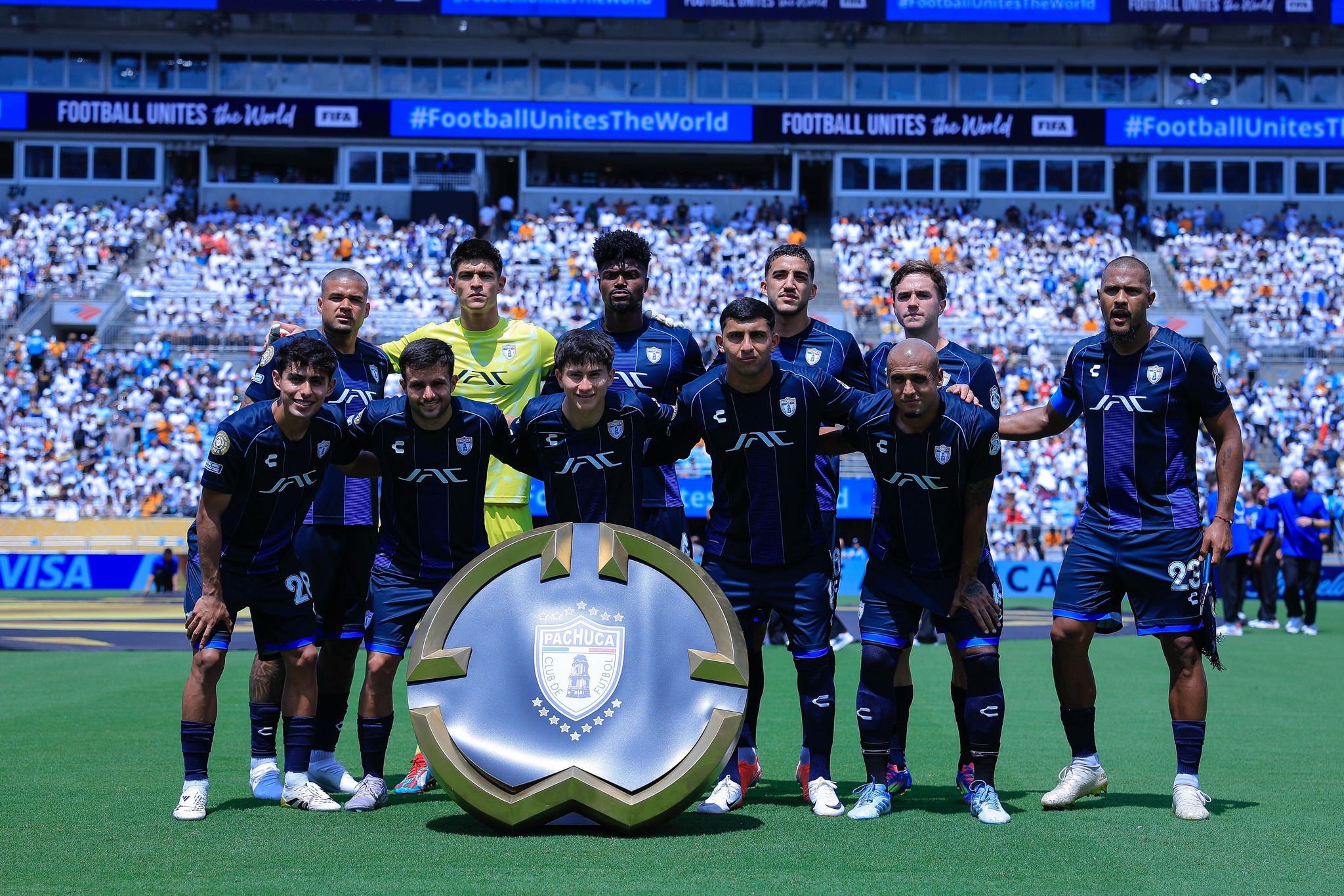 Real Madrid elimina al Pachuca con contundente exhibición ofensiva