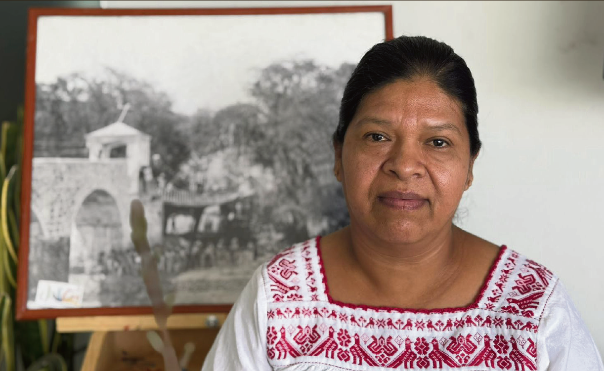 Silvia, la mujer que aprendióa cocinar con flores del campo