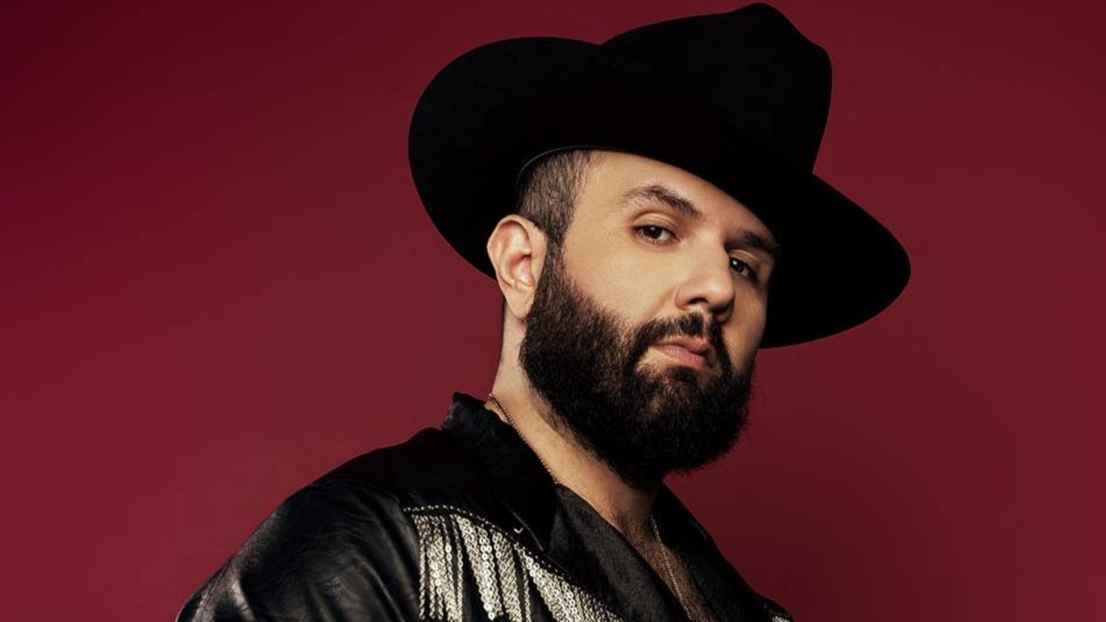 Carin León se presentará en el Palenque de la Feria de Pachuca