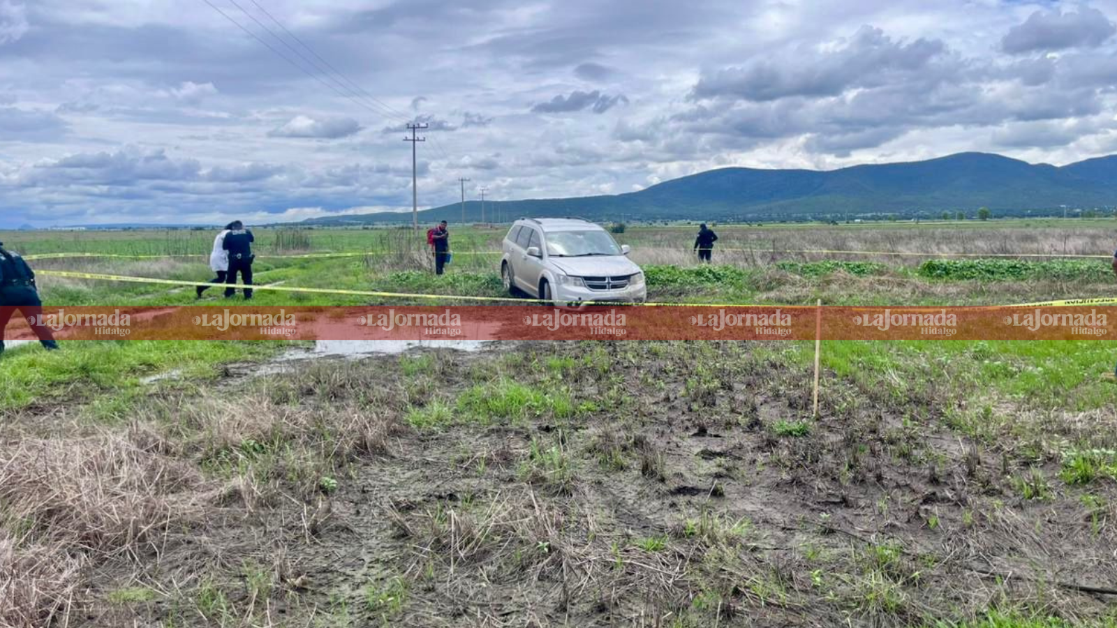 Autoridades localizan camioneta vinculada a ataque armado en Tolcayuca, donde una mujer murió