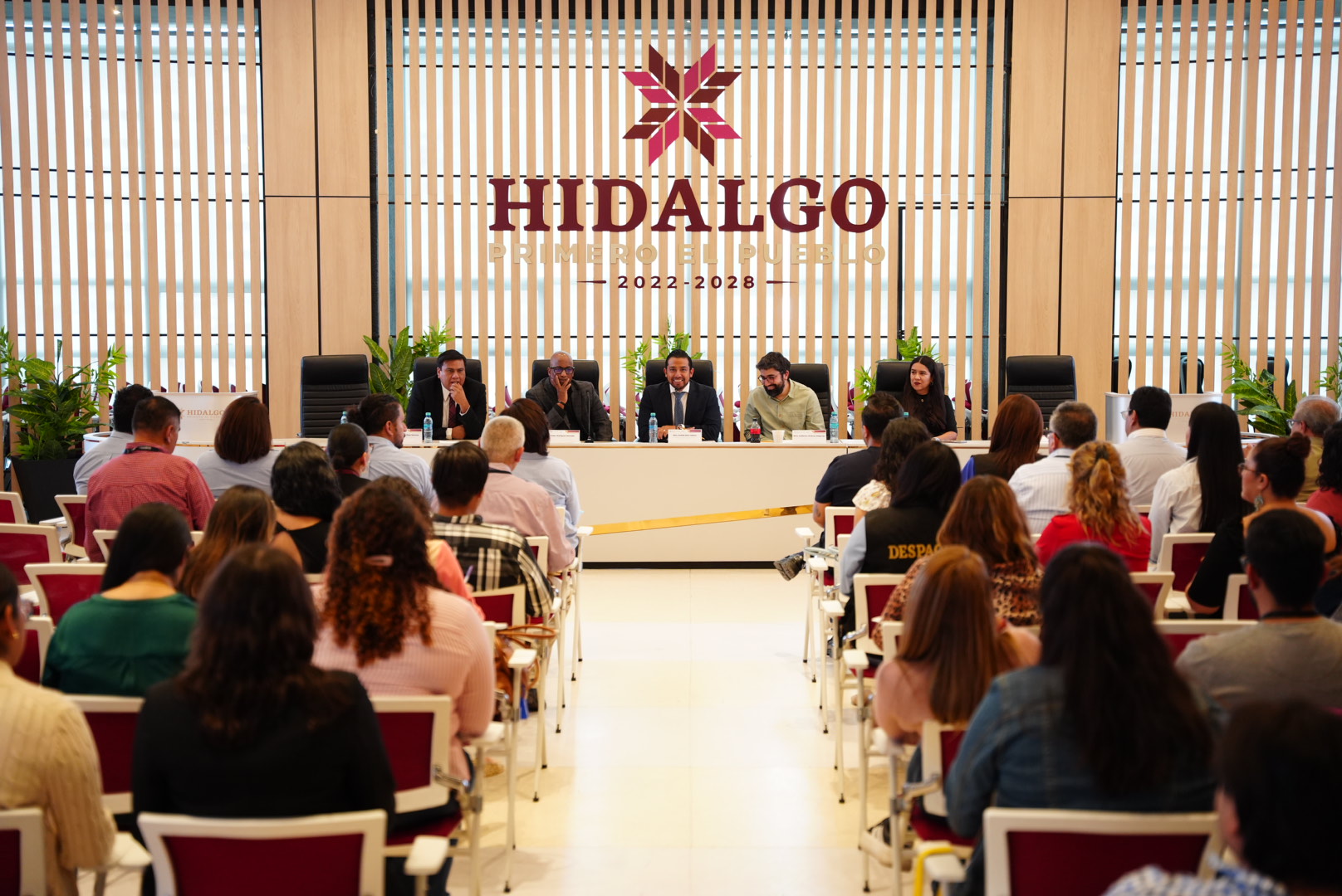 Hidalgo impulsa monitoreo y evaluación constante de políticas públicas para mejorar programas sociales