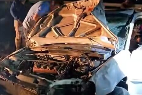 Accidente en la Pachuca-Tulancingo: conductor sobrevive tras varias volteretas y quedar prensado