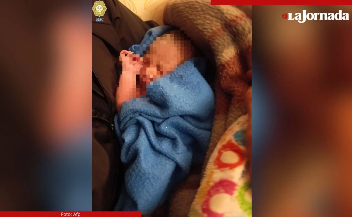 Abandonan a bebé con horas de nacida en la colonia Lomas de San Ángel Inn