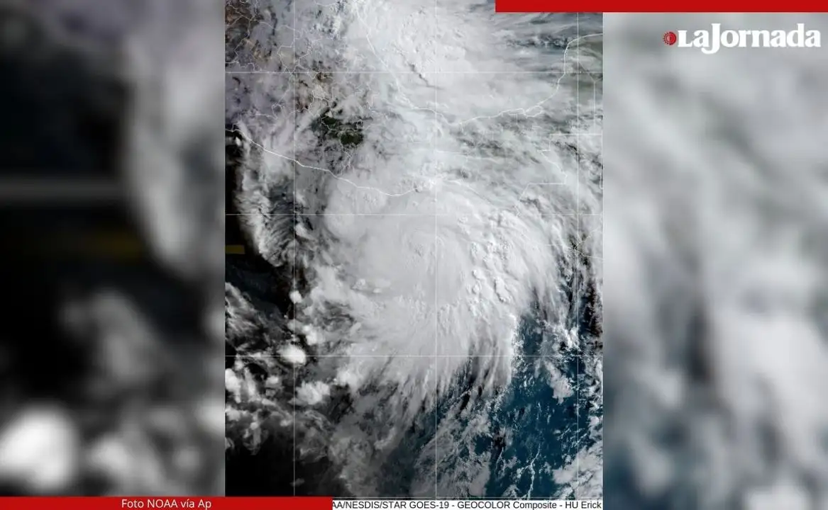 Huracán ‘Erick’ se intensifica a categoría 2 sobre el océano Pacífico