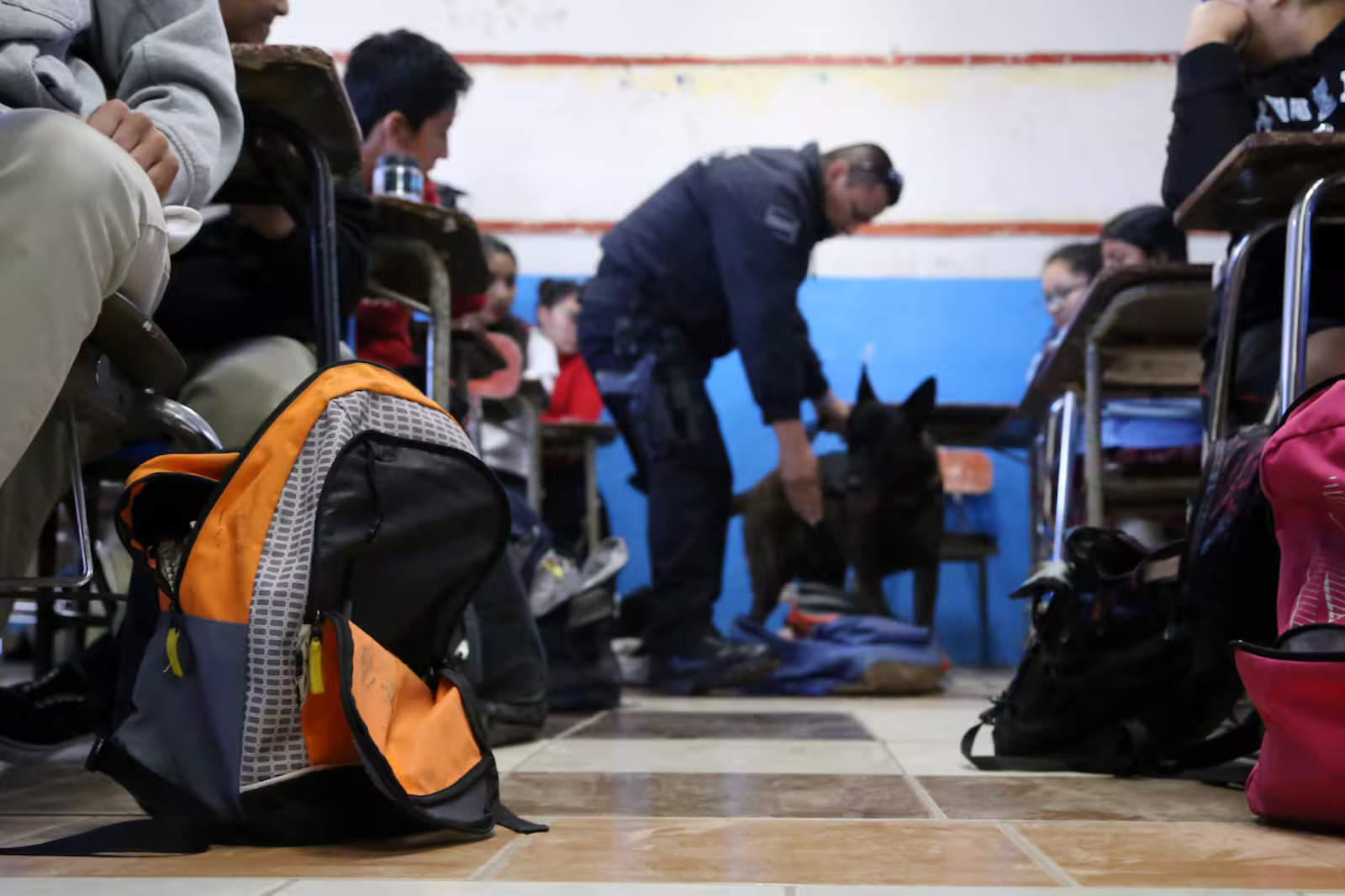 Escuelas de Tulancingo retomarán revisión de mochila; en ciclo pasado hallaron vapeadores y cutters