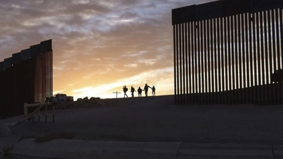 Ratifica Sheinbaum su desacuerdo con construcción de muro; es decisión de Trump
