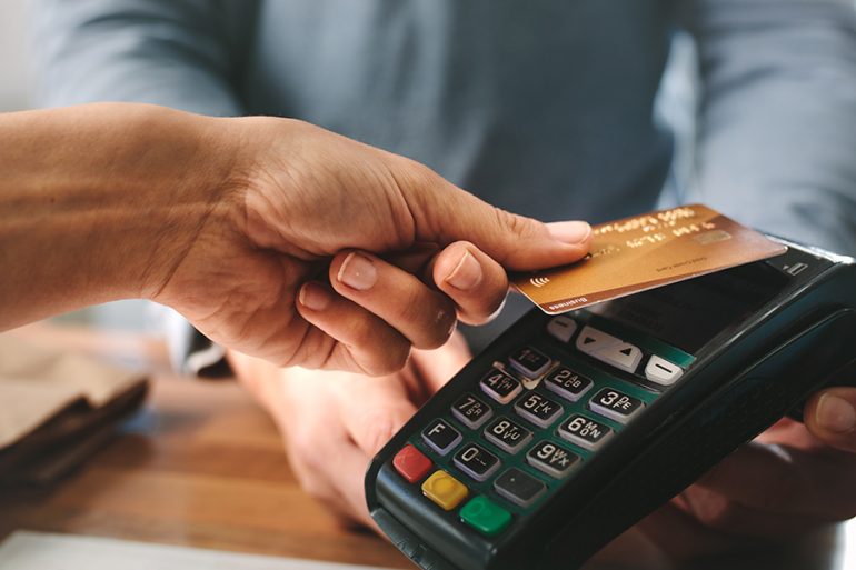 ¿Te cobran extra por pagar con tarjeta en Hidalgo? Profeco explica cómo denunciar