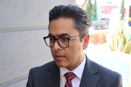 Mineral de la Reforma mejora espacios públicos retirando espectaculares de puentes peatonales