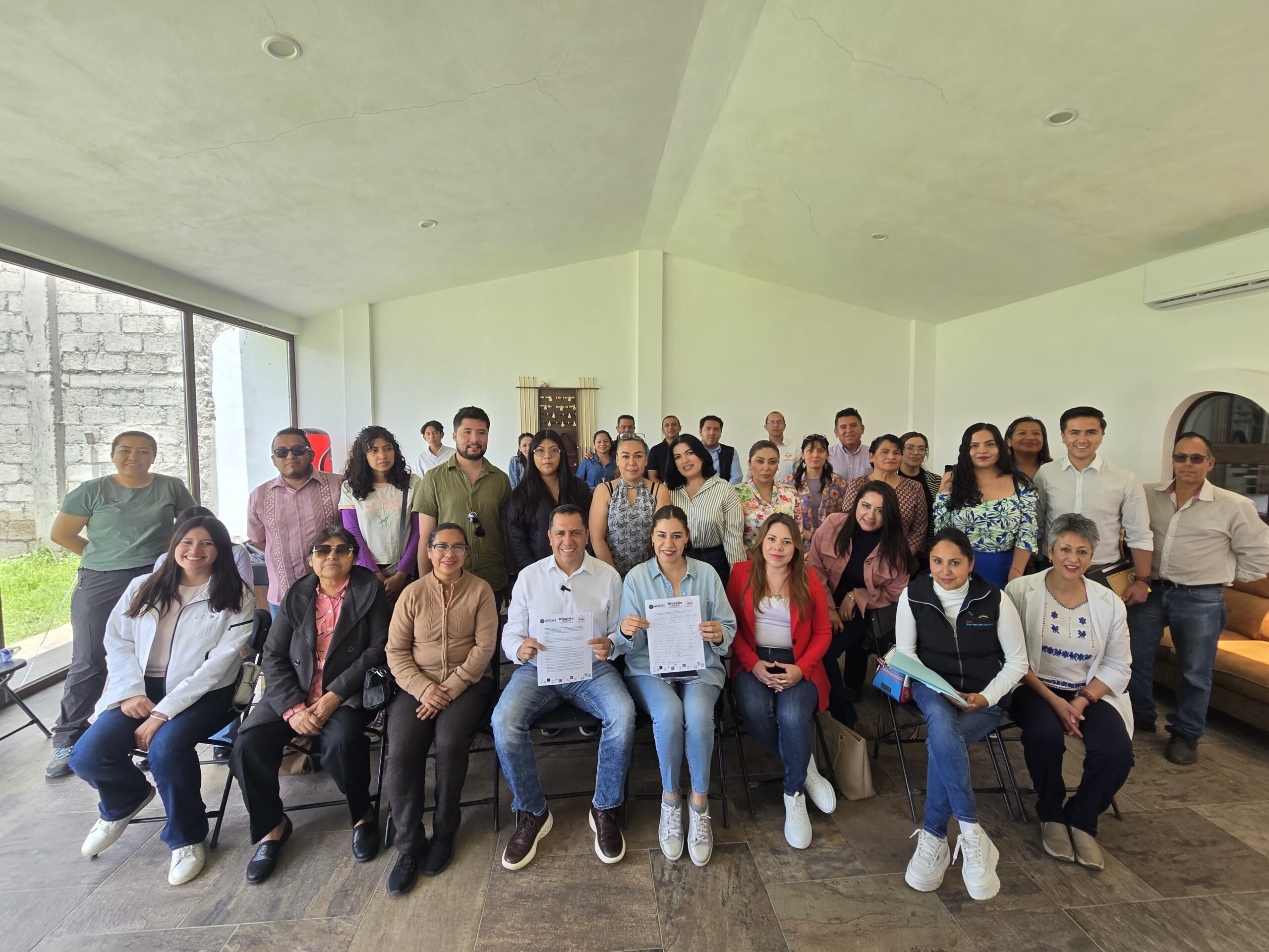 Ricardo Crespo firma convenio con OSC para impulsar causas sociales en Hidalgo