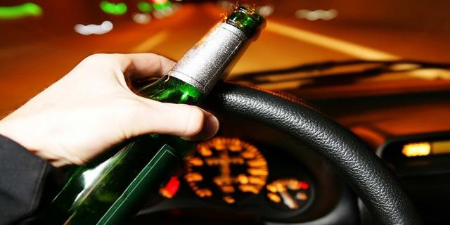 Proponen sanciones severas a ebrios que causen daños en propiedad; investigarán de oficio accidentes viales