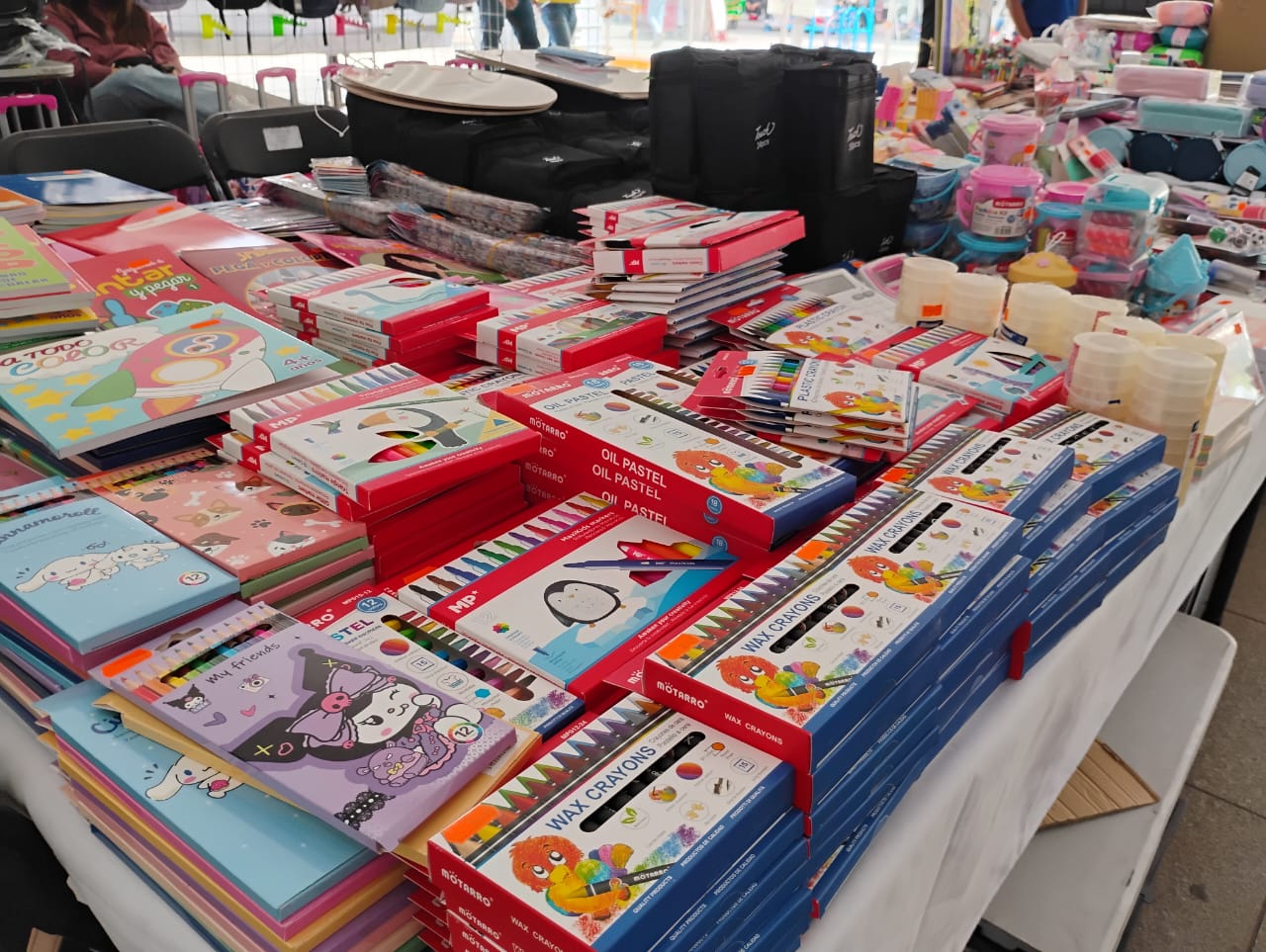 ¡Aprovecha los descuentos! Feria del Regreso a Clases de Pachuca cuenta con más de 90 expositores