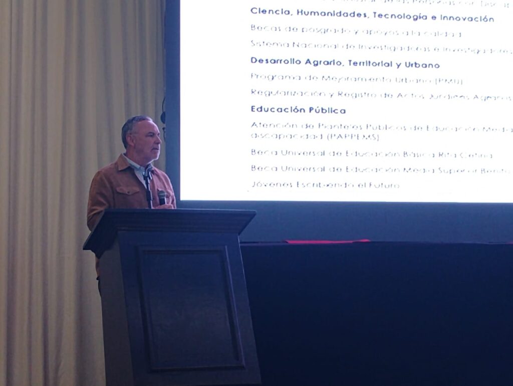 Discurso del diputado Alfonso Ramírez Cuellar quien presentó su primer informe de actividades legislativas en Hidalgo