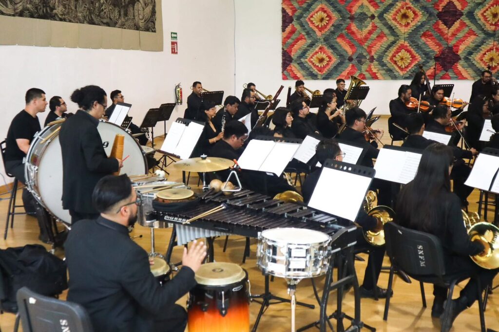 Artistas hidalguenses intervendrán platos conmemorativos en el proyecto Cerámica Viva.