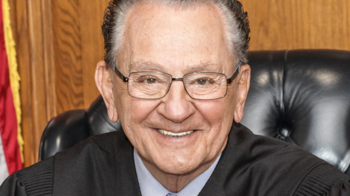 Murió Frank Caprio, el “juez más amable del mundo”, tras luchar contra el cáncer