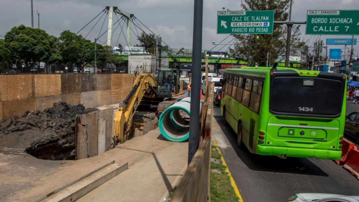 Clara Brugada da FECHA final para la reparación del megasocavón en Zaragoza