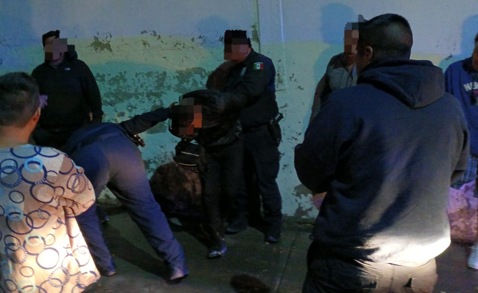 Tula: detienen a presunto ladrón detrás de la Central de Autobuses tras recibir golpiza de vecinos