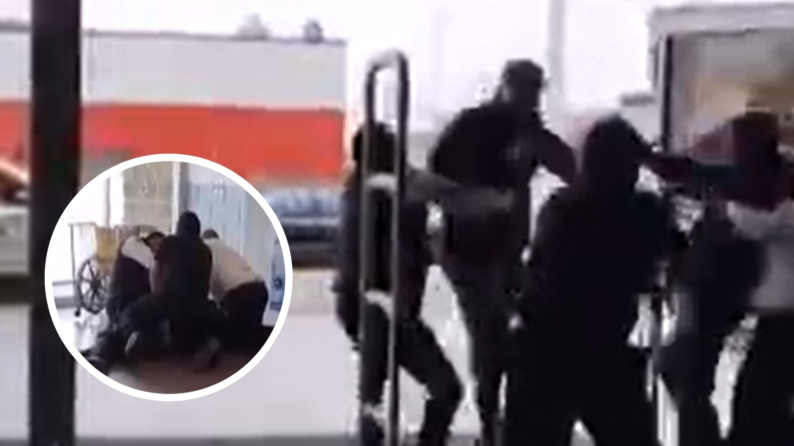 Intento de robo desata pelea en Soriana de Pachuca