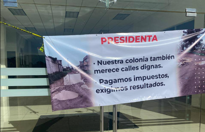 Vecinos bloquean presidencia de Tulancingo; esto piden